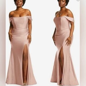 *NWT* Cynthia & Sahar Off the Shoulder Satin Corset Mermaid Dress